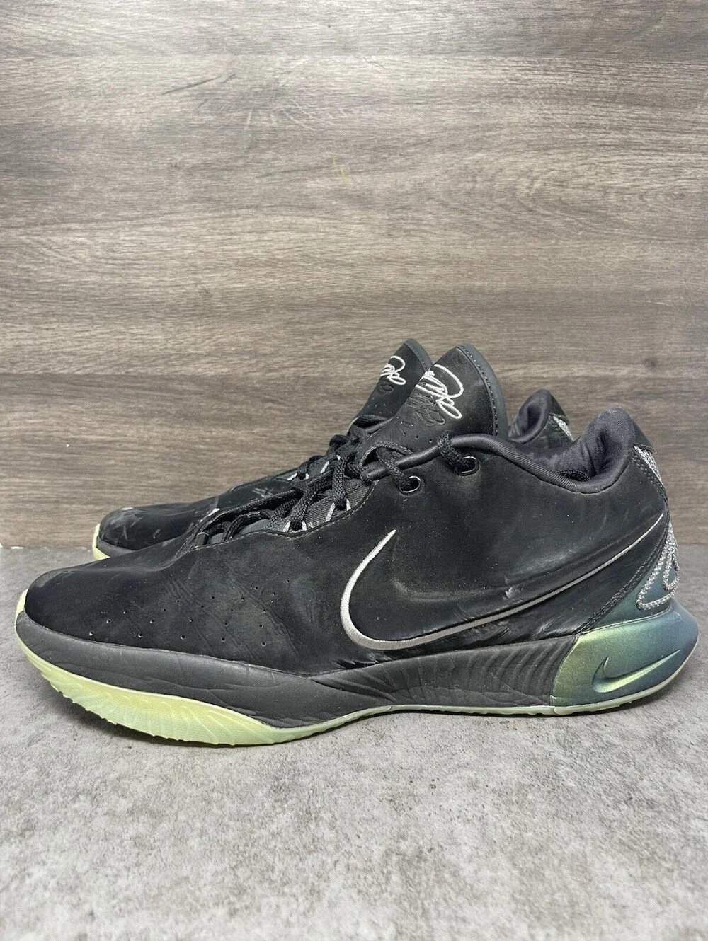 Nike LeBron XXI 21 Tahitian Mens Size 13 FB2238-001 Zoom Air Basketball Shoes